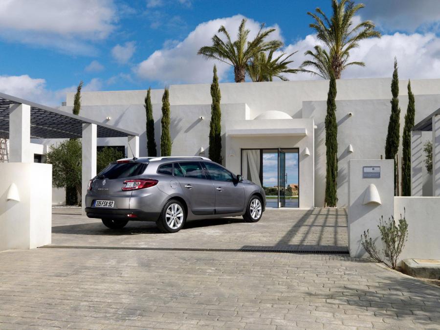  Renault Megane Sport Tourer 2009 года  (фото 15 из 29)